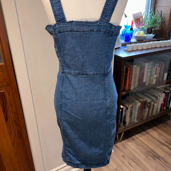 H&M - Pinafore Denim Dress - EU 42/US12 - Picture 2 of 2